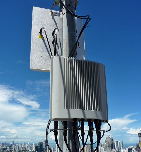 Case Study: GORE® Protective Vents Improve Durability of Base Stations By Equalizing Pressure