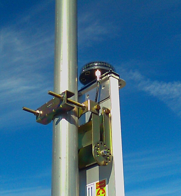 Case Study: GORE<sup>&reg;</sup> Protective Vents Improve Antenna Alignment Monitoring by Preventing Condensation