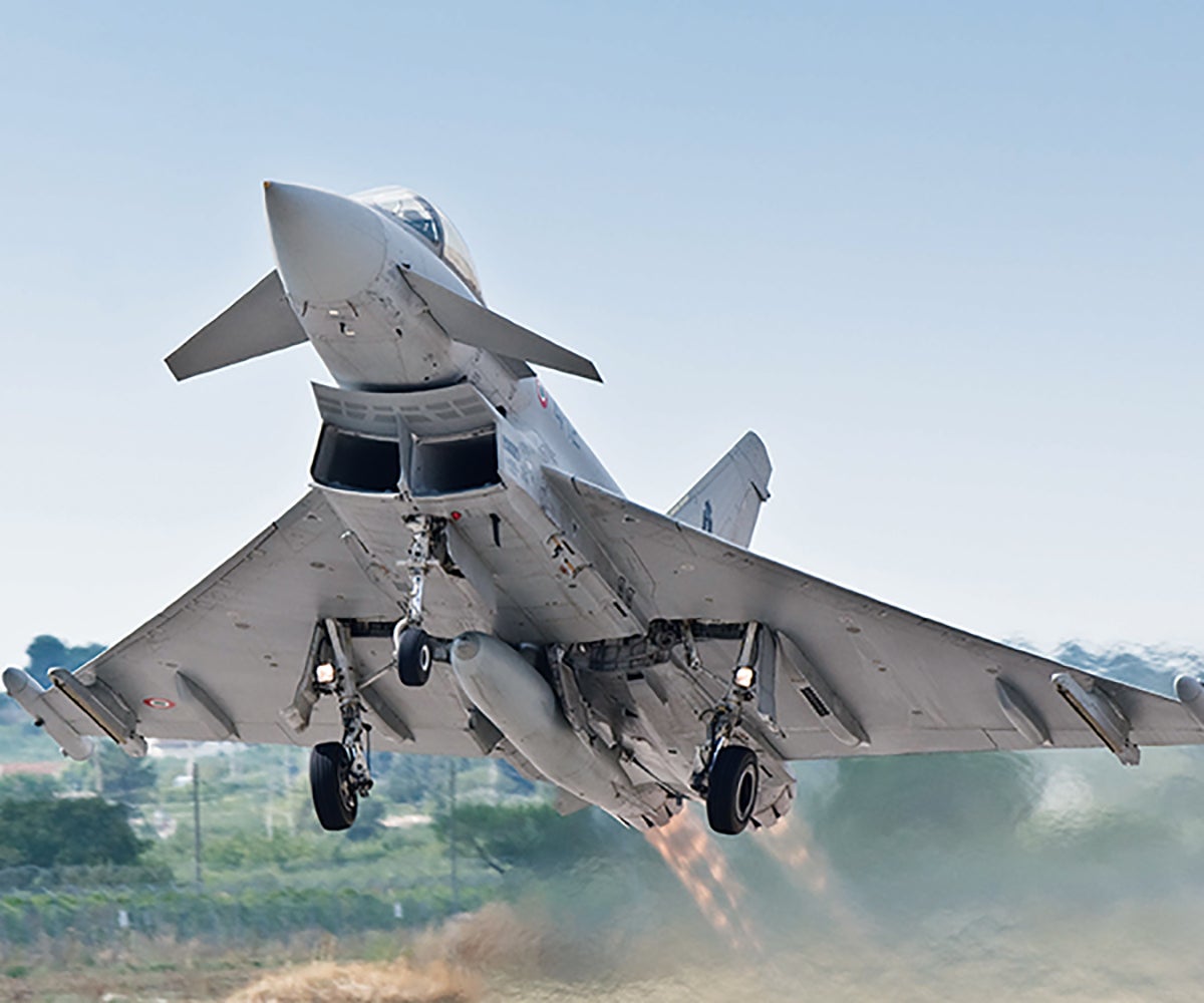 Typhoon Eurofighter taking off with MIL-STD-1760 assemblies from Gore.