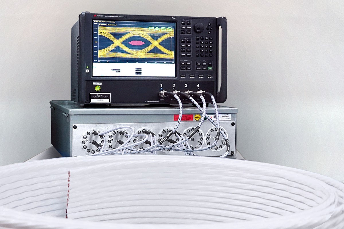 In the Signal Integrity Laboratory, the GORE High Flex Cable undergoes an Eye Diagram Test to verify signal performance.