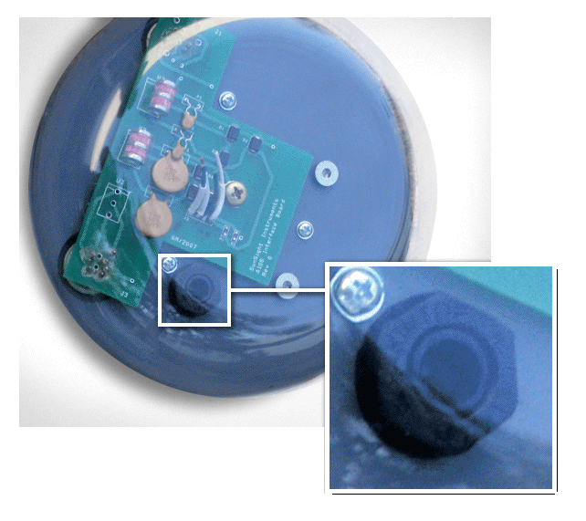 GORE Protective Vents reliably protect telecommunication enclosures in harsh or remote environments.