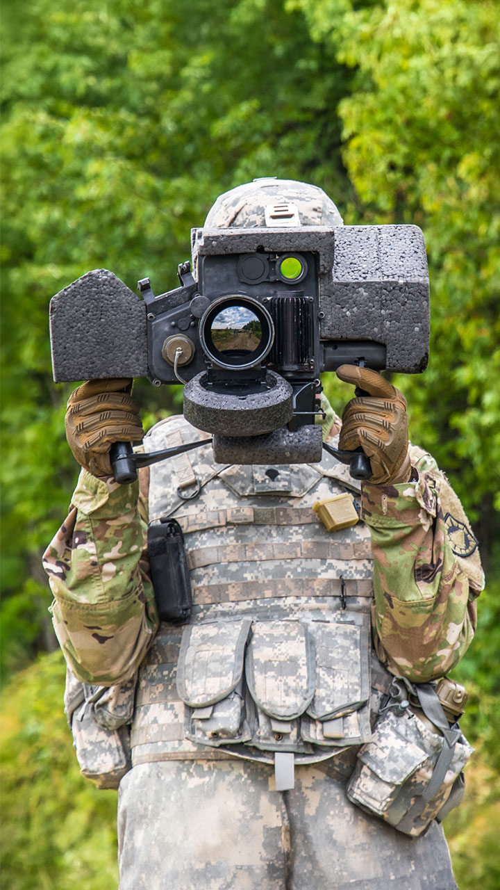 Combat engineer configures the fire controls for an FGM-148 Javelin missile