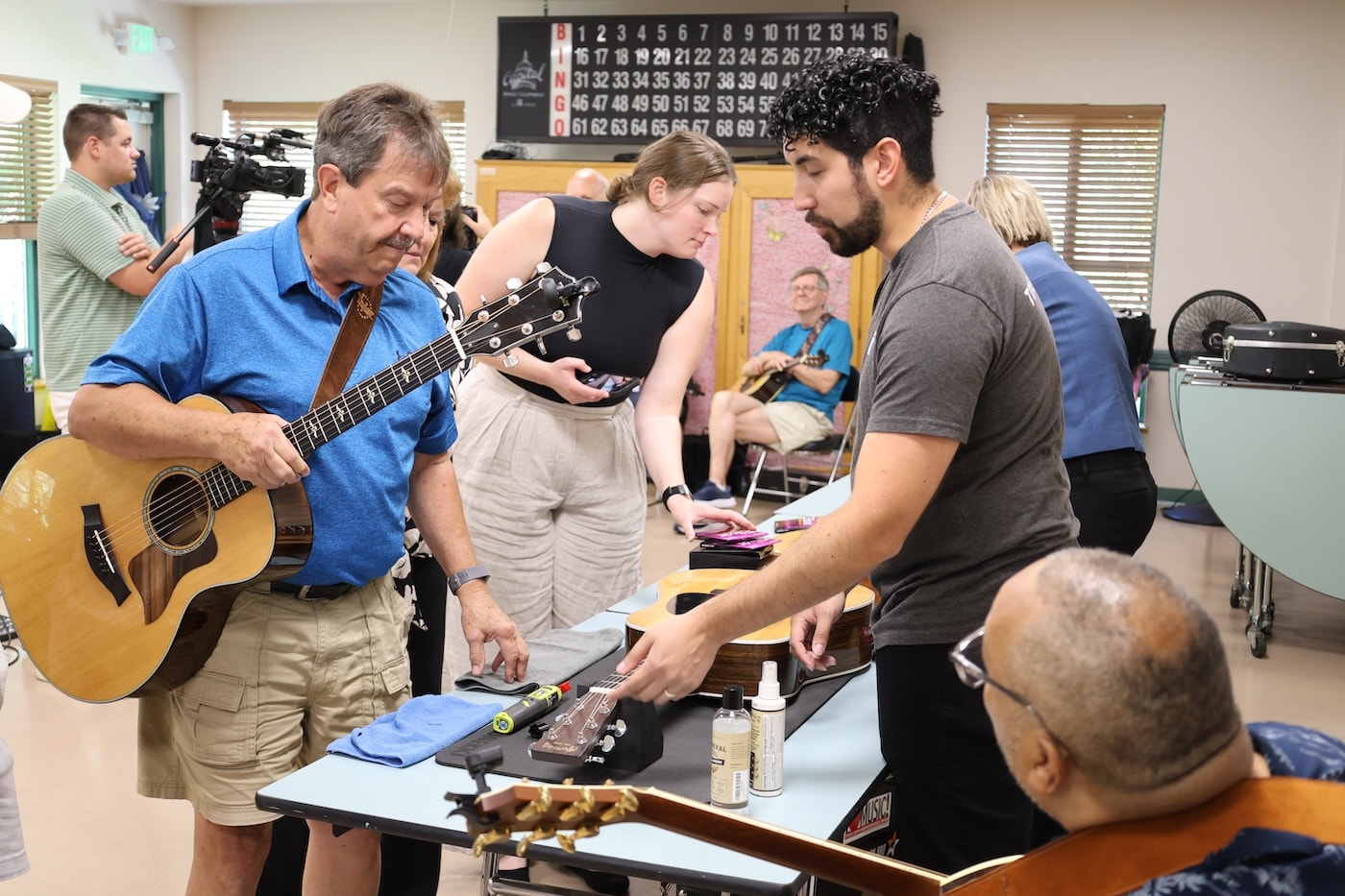 Seven Oaks guitar string donation