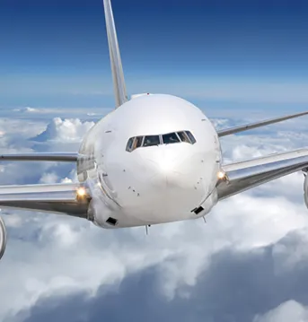 Civilian airliner