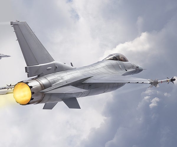 Image of an F-16 fighter jet in flight