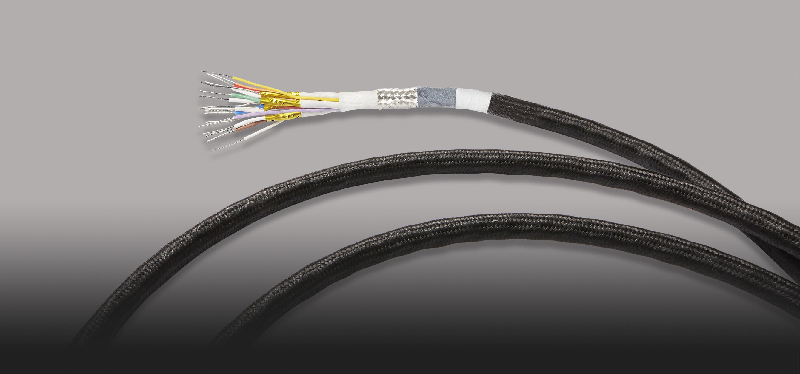 GORE Abrasion Resistant Cable Jacket for Defense Aircraft