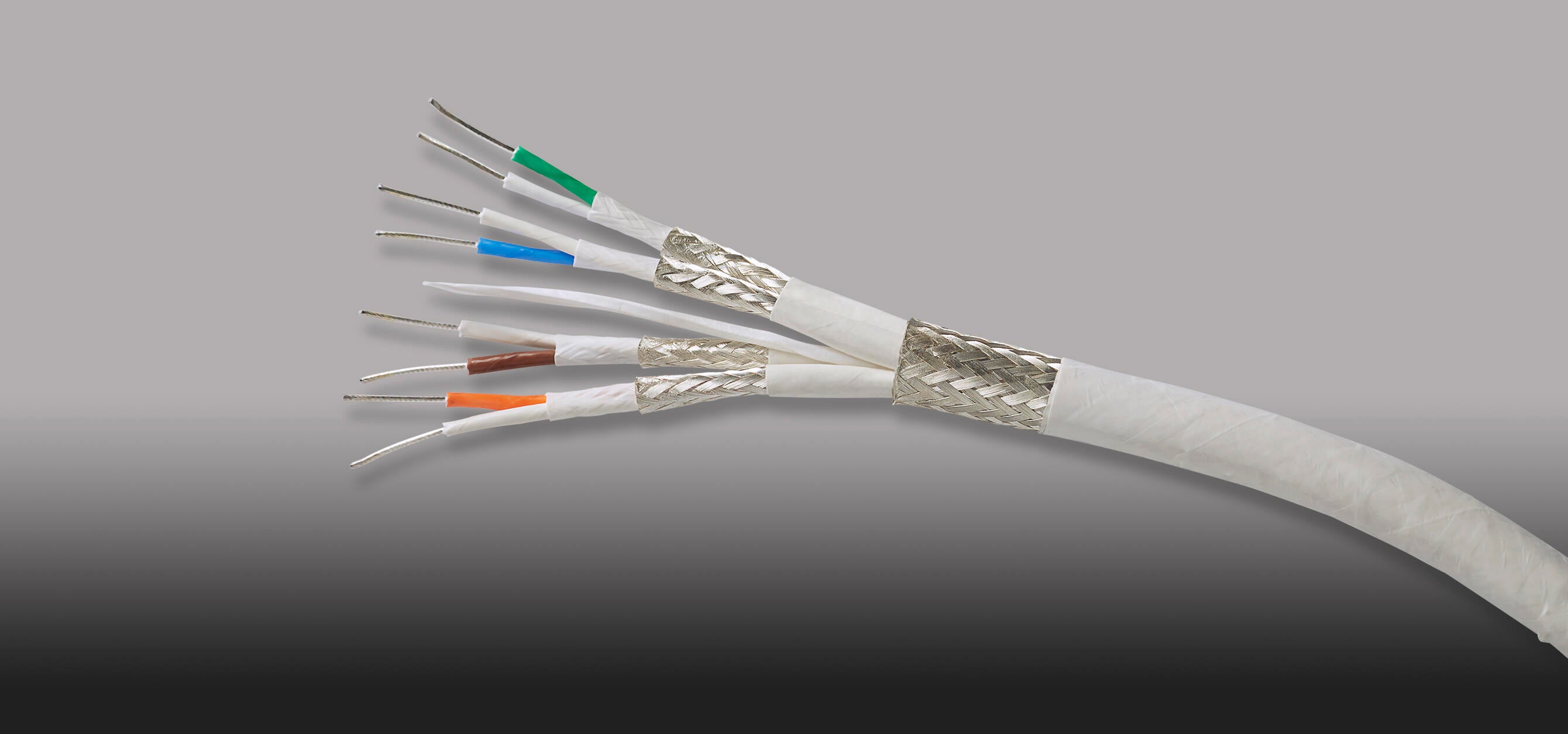 GORE DVI Cables for Defense Aircraft
