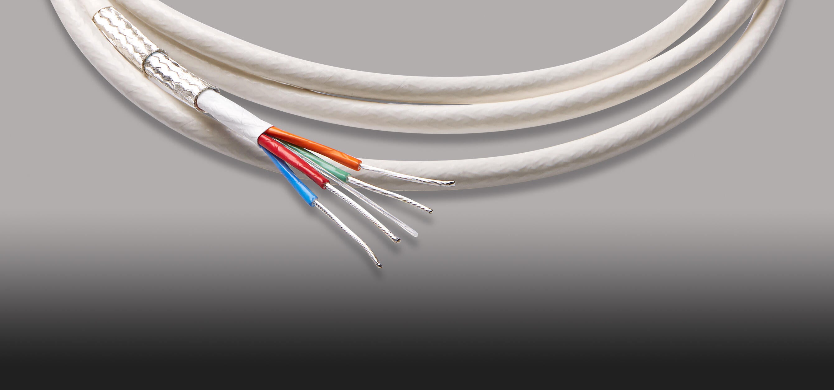 FireWire Cables for Civil Aircraft